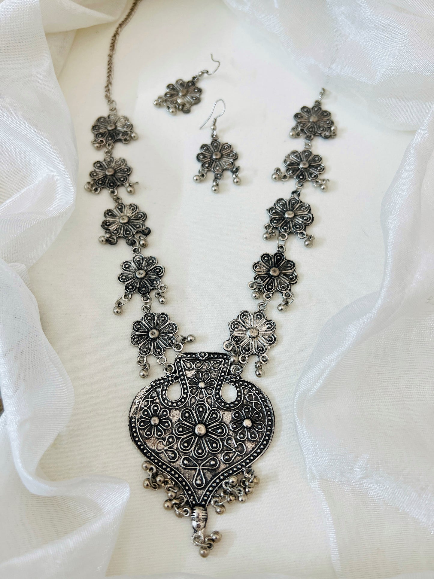 Floral Design Long German Silver Necklace with Earrings