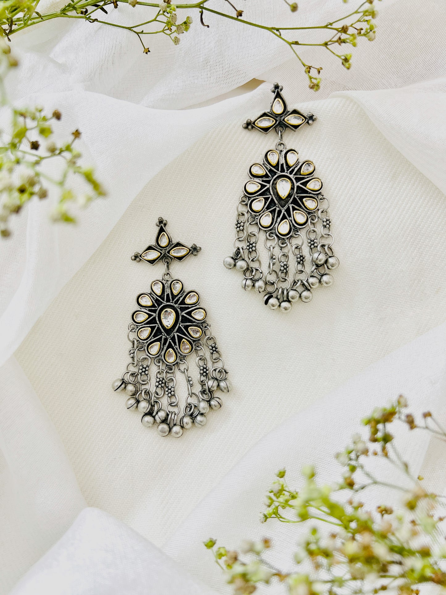 Oxidised Silver Kundan Eariings in Antique Silver Finish