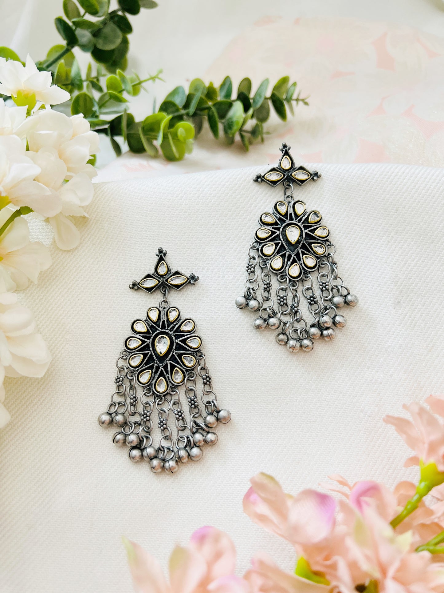 Oxidised Silver Kundan Eariings in Antique Silver Finish