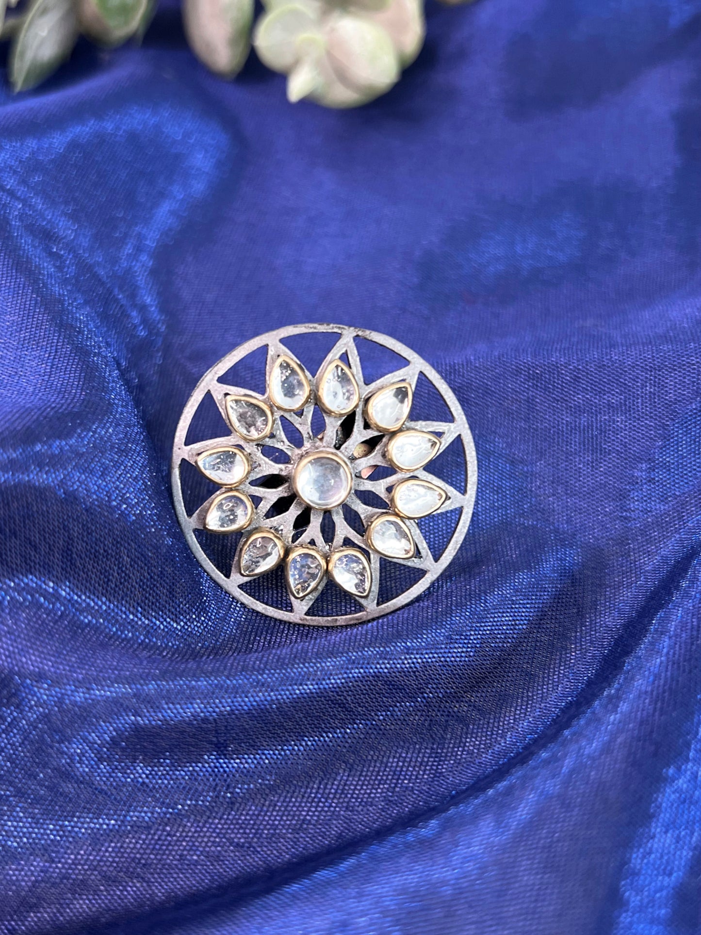 Kundan Floral Round Adjustable Free Size Finger Ring