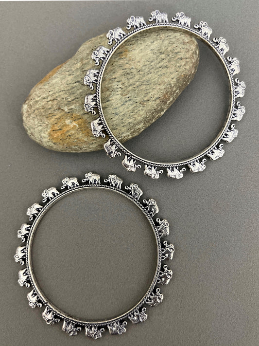 Oxidised Pair of Elephant bangles size 2.4 and 2.6
